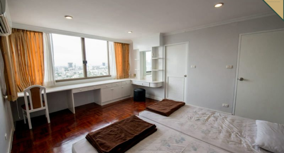 À louer 3 chambres condo à Watthana, Bangkok