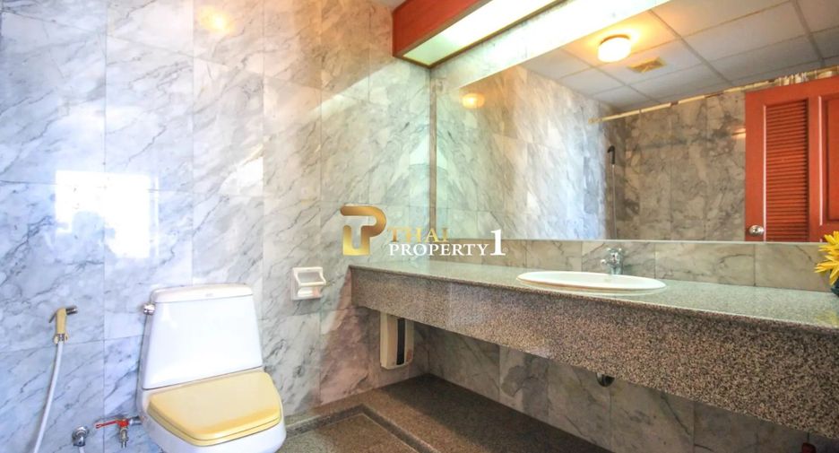 For sale 4 bedrooms condo in Cha Am, Phetchaburi