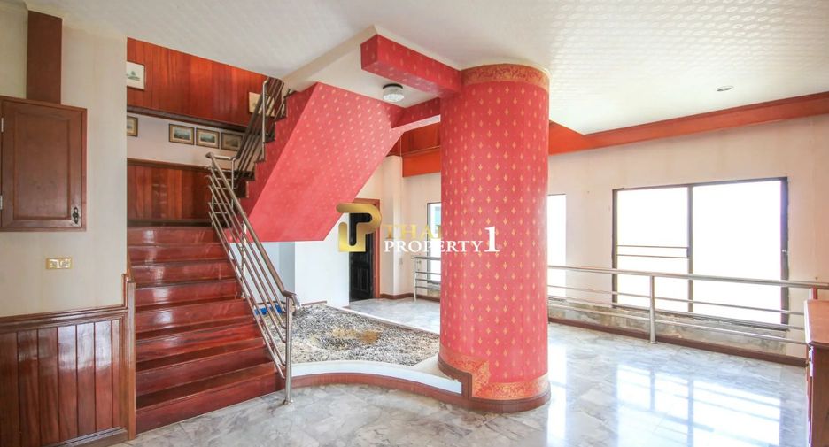 For sale 4 bedrooms condo in Cha Am, Phetchaburi
