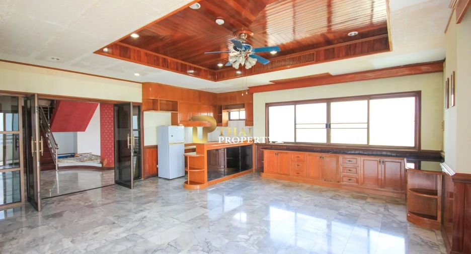 For sale 4 bedrooms condo in Cha Am, Phetchaburi