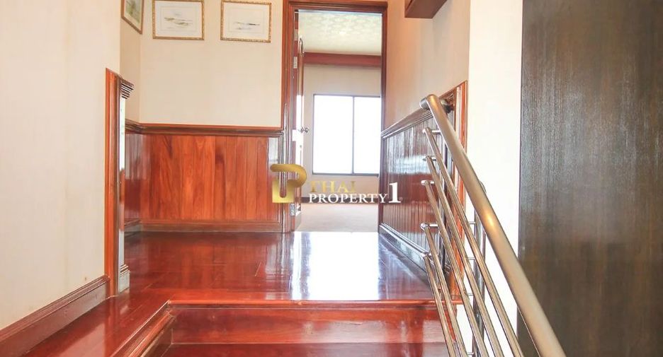 For sale 4 bedrooms condo in Cha Am, Phetchaburi