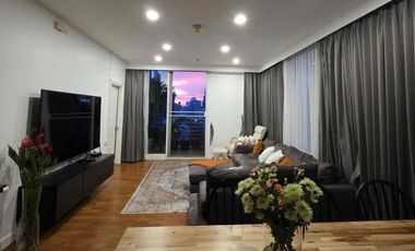 Condo en venta de 3 habitaciones 