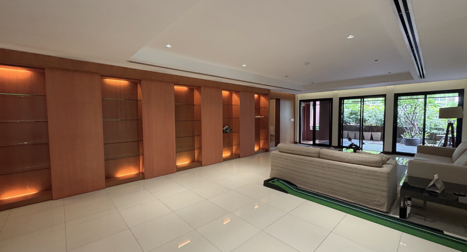Condo en alquiler de 3 habitaciones en Sathon, Bangkok