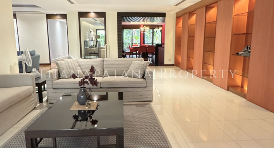 Condo en alquiler de 3 habitaciones en Sathon, Bangkok