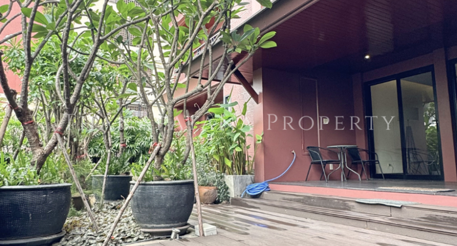 Condo en alquiler de 3 habitaciones en Sathon, Bangkok