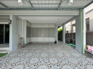 出租 3 卧室 独立屋 在 Suan Luang, 曼谷