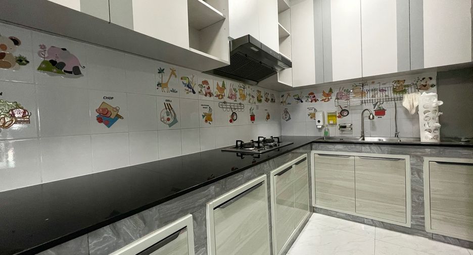出租 3 卧室 独立屋 在 Suan Luang, 曼谷