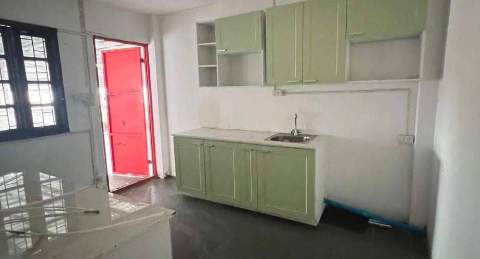 For rent retail Space in Suan Luang, Bangkok