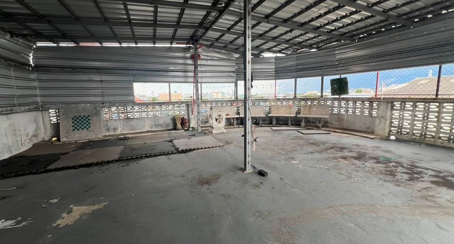For rent retail Space in Suan Luang, Bangkok