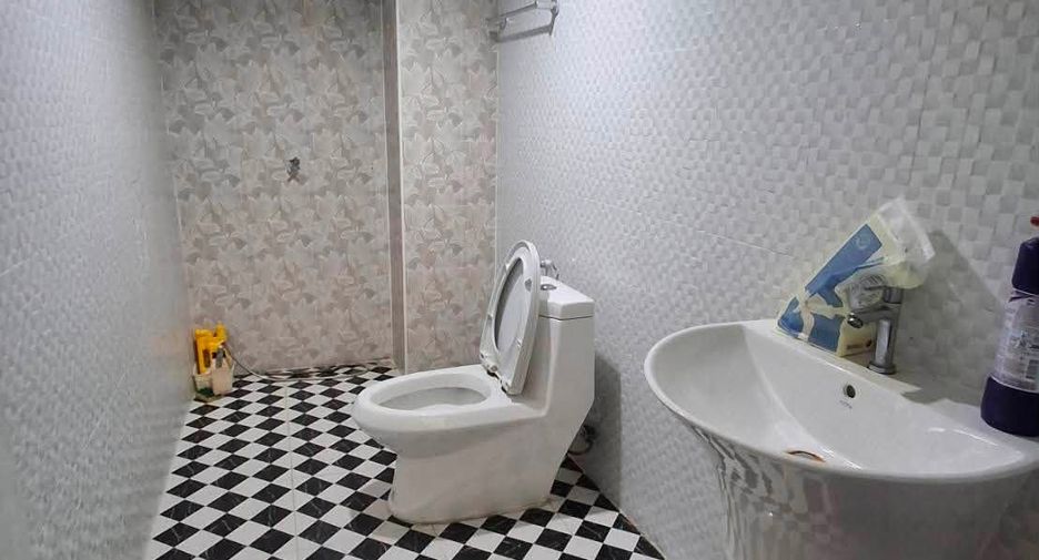 For rent retail Space in Suan Luang, Bangkok