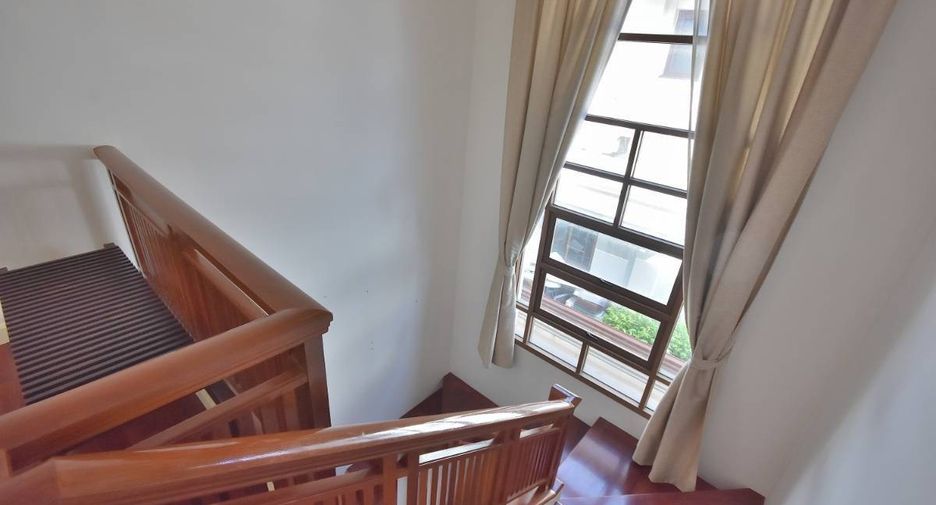 出租 3 卧室 独立屋 在 Suan Luang, 曼谷