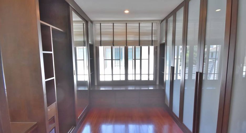 出租 3 卧室 独立屋 在 Suan Luang, 曼谷