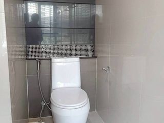 À vendre 2 chambres condo à Si Racha, Chonburi