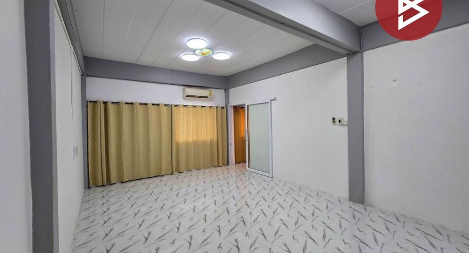 For sale 7 bedrooms retail Space in Mueang Chon Buri, Chonburi