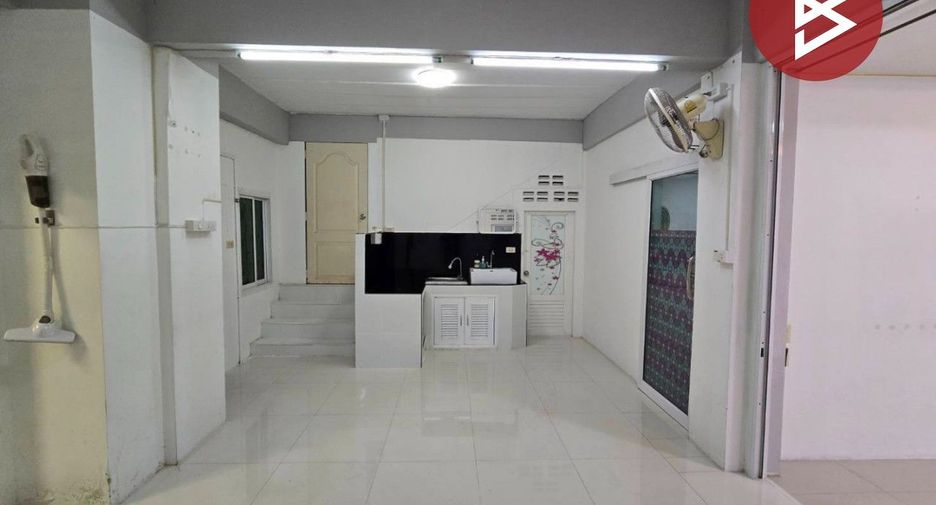 For sale 7 bedrooms retail Space in Mueang Chon Buri, Chonburi