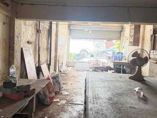 For sale 2 bedrooms retail Space in Khan Na Yao, Bangkok