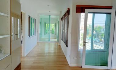 For sale 6 bedrooms house in Lam Luk Ka, Pathum Thani