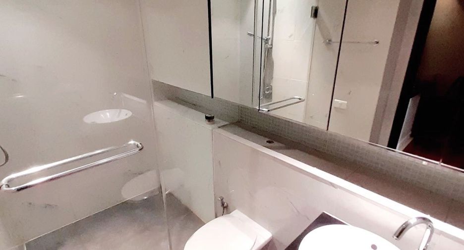 Wohnung zur Miete mit 2 Zimmer in Khlong Toei, Bangkok