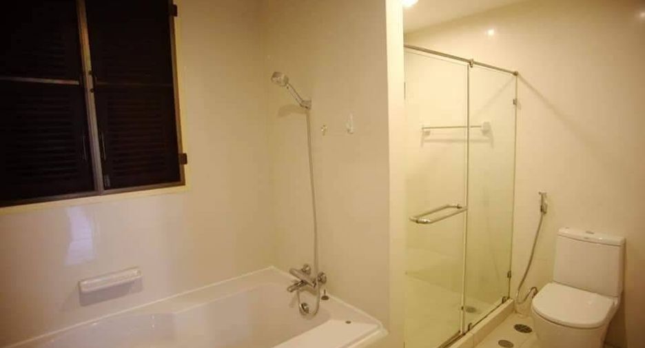 Wohnung zur Miete mit 2 Zimmer in Huai Khwang, Bangkok