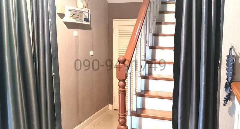 Haus zum Kauf mit 3 Zimmer in Min Buri, Bangkok