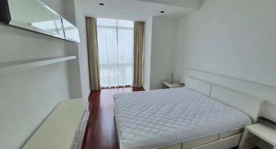 À louer 4 chambres condo à Pathum Wan, Bangkok