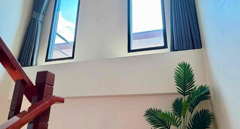 Haus zur Miete mit 3 Zimmer in Bang Lamung, Chonburi