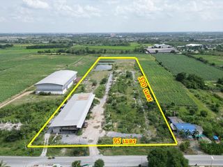 Terreno en venta en Kamphaeng Saen, Nakhon Pathom