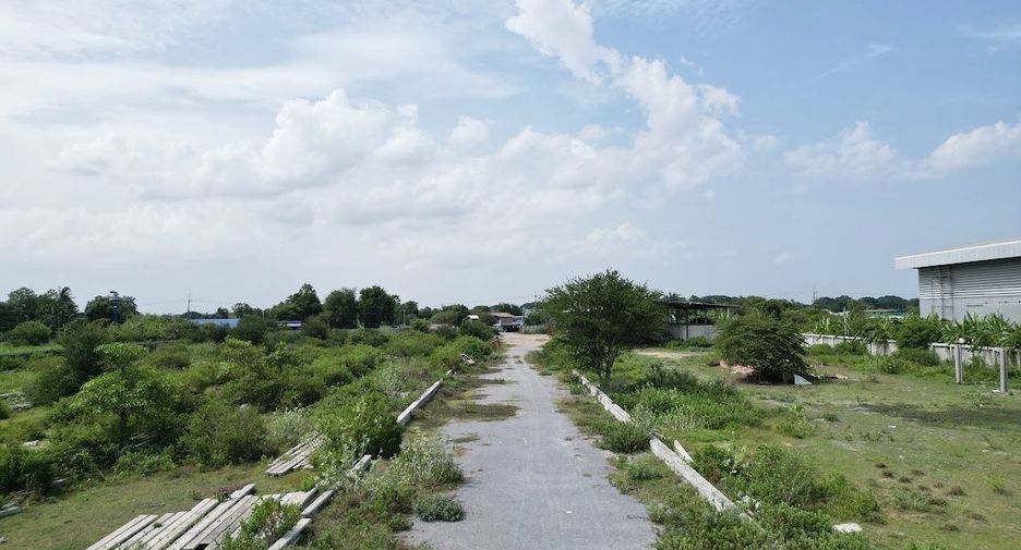 Terreno en venta en Kamphaeng Saen, Nakhon Pathom