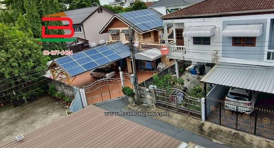 Casa adosada en venta de 4 habitaciones en Lam Luk Ka, Pathum Thani