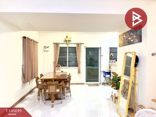 À vendre 3 chambres maison de ville à Bang Phli, Samut Prakan