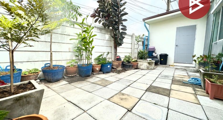 出售 3 卧室 联排别墅 在 Bang Phli, Samut Prakan