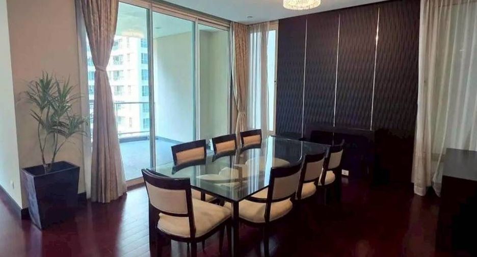 For rent 3 ベッドルーム condo in Pathum Wan, Bangkok