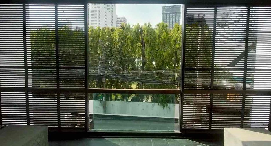 For rent 5 ベッドルーム townhouse in Watthana, Bangkok