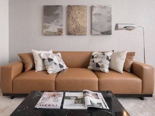 For rent 3 bedrooms condo in Pathum Wan, Bangkok