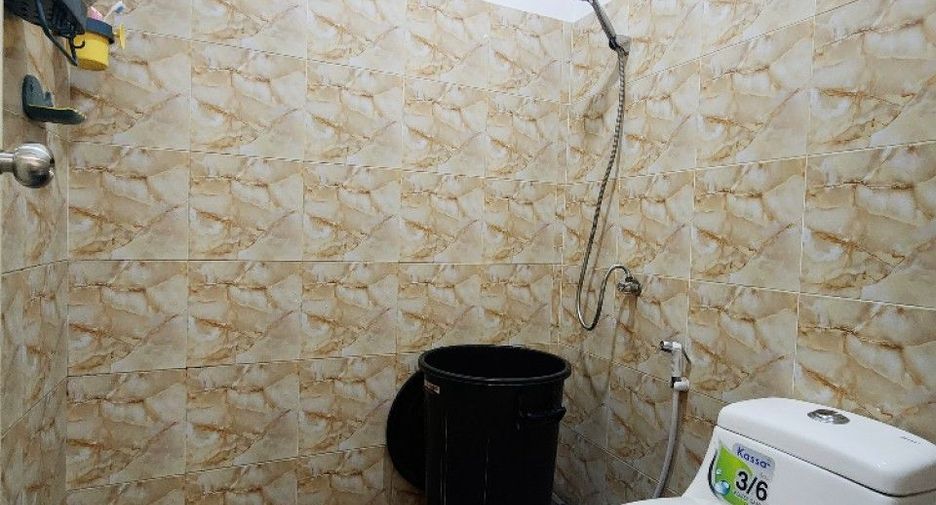 For sale 2 bedrooms townhouse in Phan Thong, Chonburi