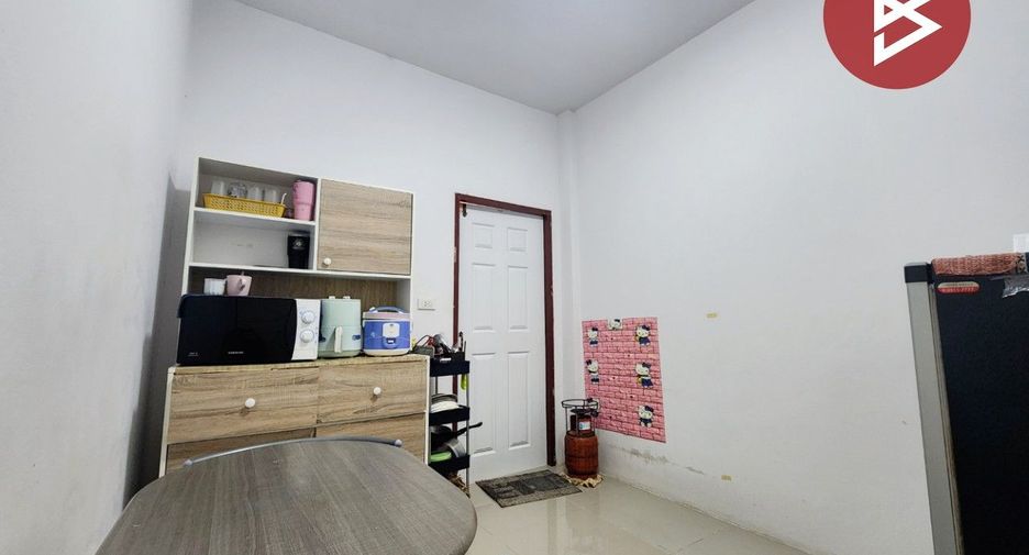 For sale 2 bedrooms townhouse in Phan Thong, Chonburi