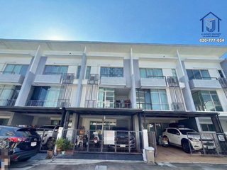 For sale 3 bedrooms house in Bang Khen, Bangkok