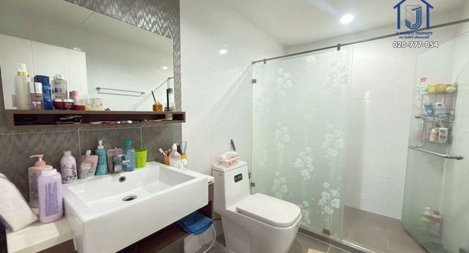 For sale 3 bedrooms house in Bang Khen, Bangkok