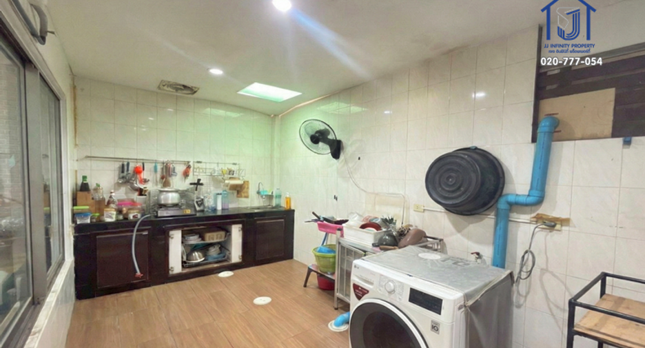 For sale 3 bedrooms house in Bang Khen, Bangkok
