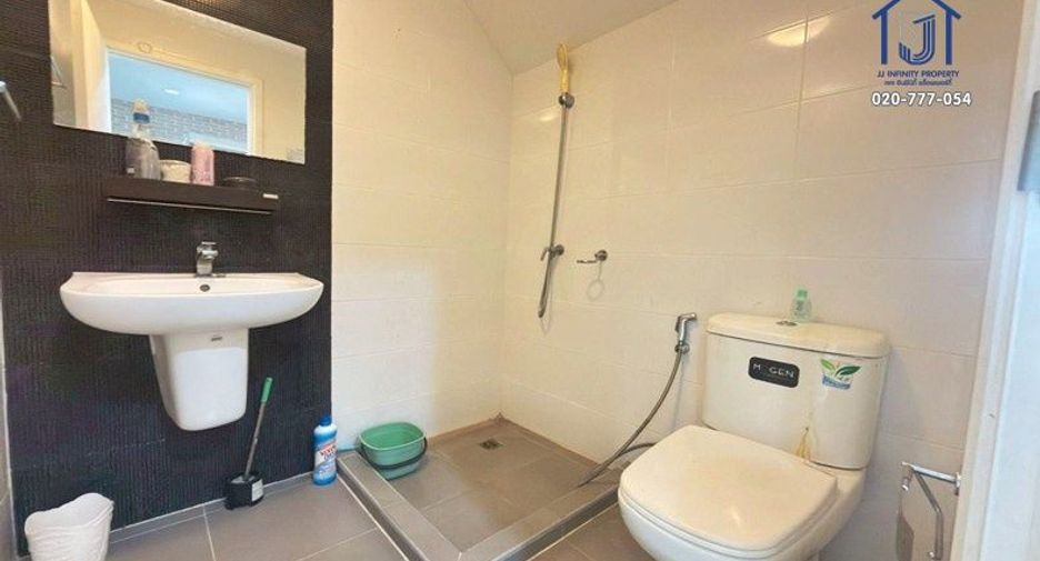 For sale 3 bedrooms house in Bang Khen, Bangkok