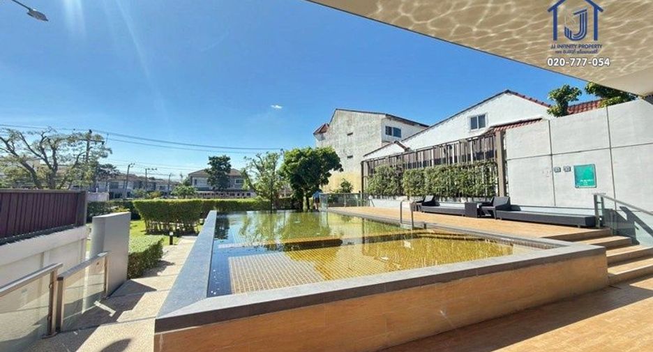 For sale 3 bedrooms house in Bang Khen, Bangkok