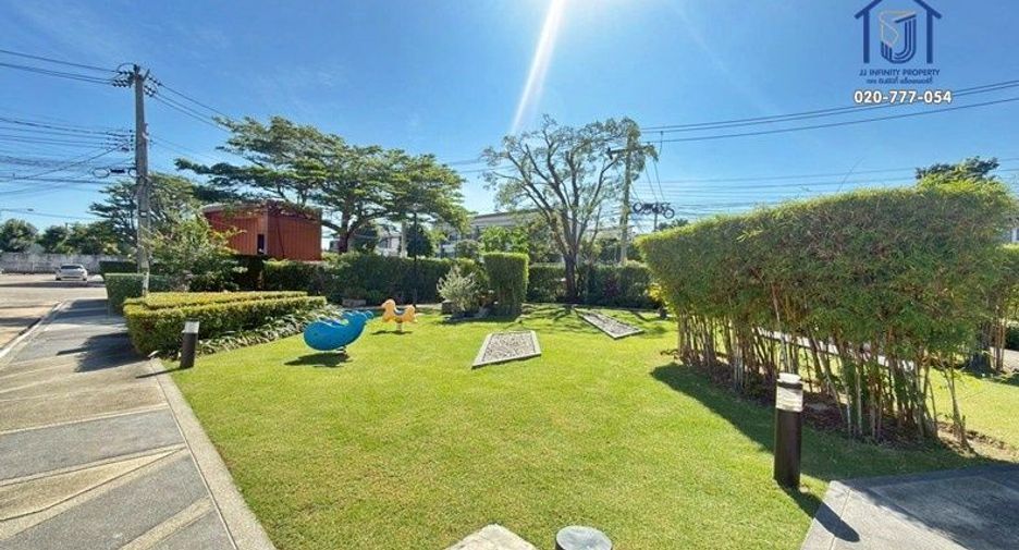 For sale 3 bedrooms house in Bang Khen, Bangkok
