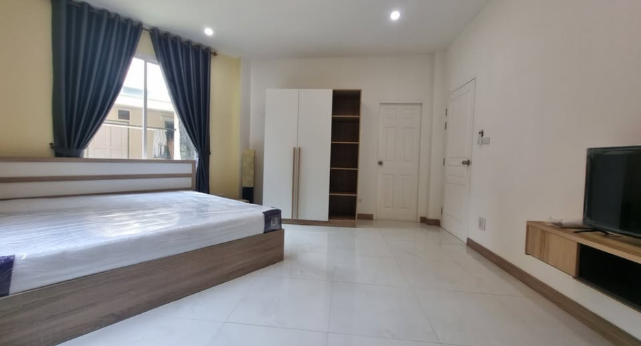 For rent 7 bedrooms house in Hang Dong, Chiang Mai
