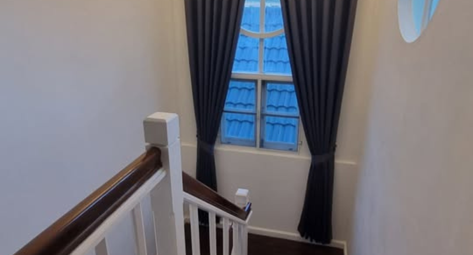 For rent 7 bedrooms house in Hang Dong, Chiang Mai