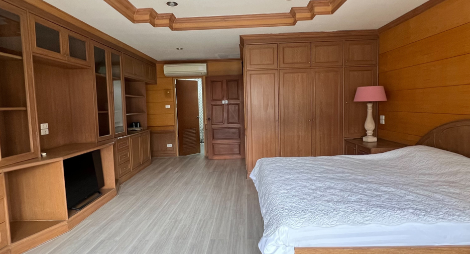 For rent 7 bedrooms house in Hang Dong, Chiang Mai