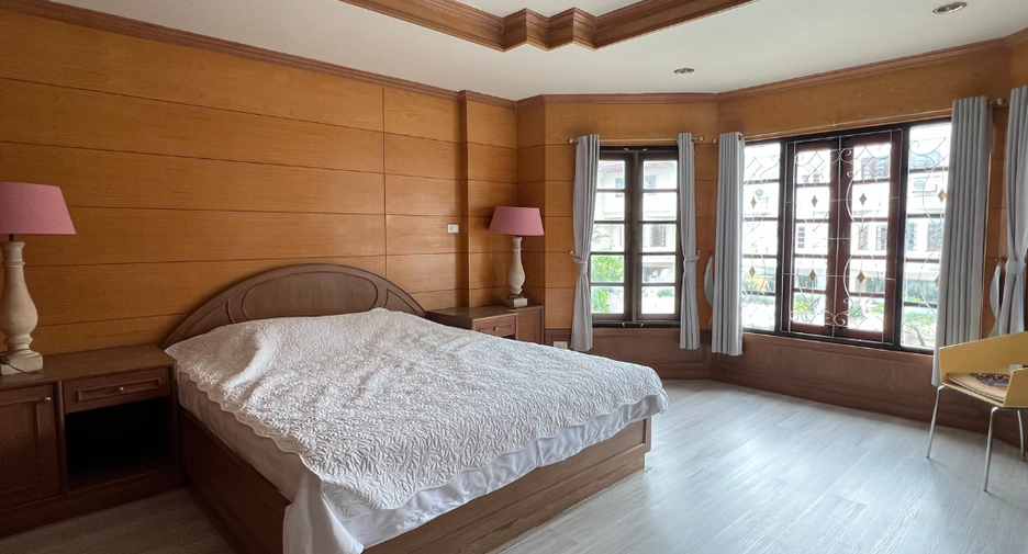 For rent 7 bedrooms house in Hang Dong, Chiang Mai