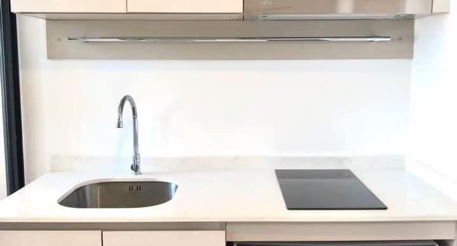 For rent 1 Beds condo in Sathon, Bangkok