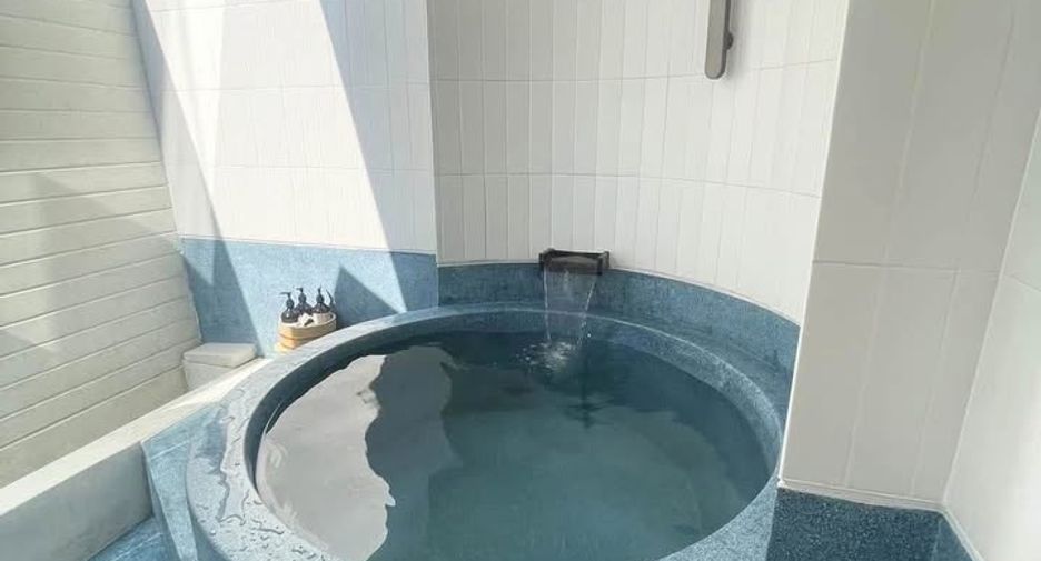 Condo en alquiler de 1 habitaciones en Khlong San, Bangkok