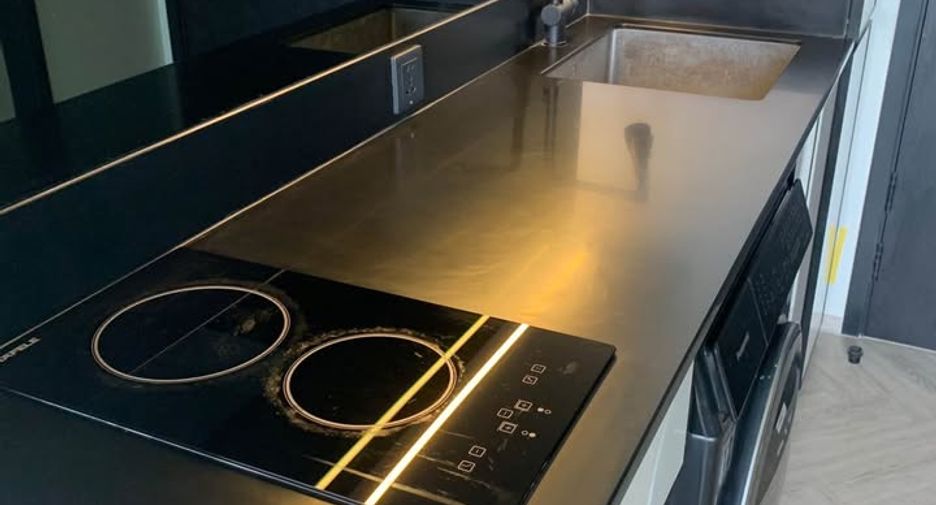 Condo en alquiler de 1 habitaciones en Khlong San, Bangkok