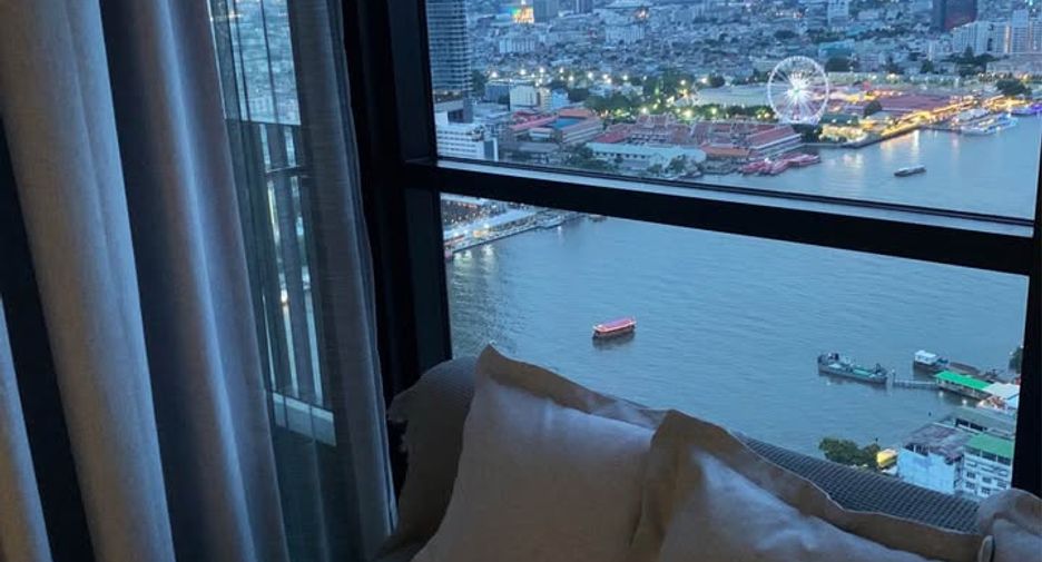 Condo en alquiler de 1 habitaciones en Khlong San, Bangkok